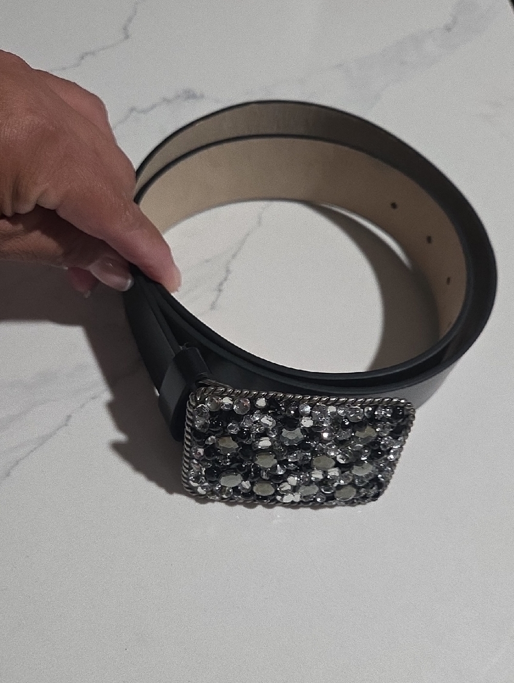 Black Women's Crystal Buckle Fashion Belt